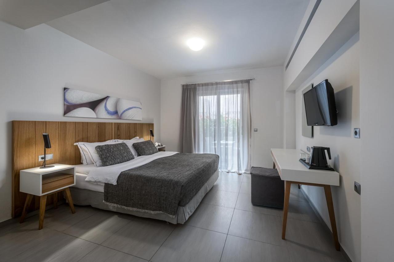 More Meni Residence & Suites Kos Exteriör bild